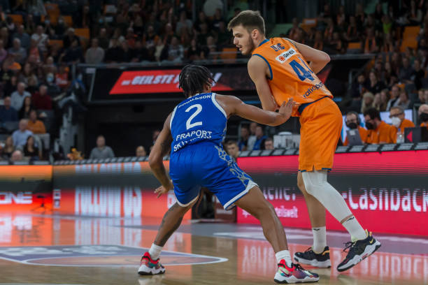 目中指出 目中指出